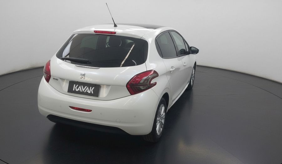 Peugeot 208 ALLURE Hatchback 2017