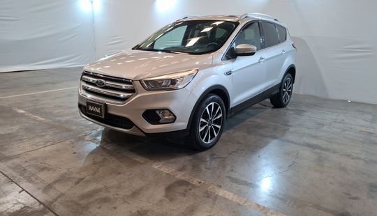 Ford • Escape