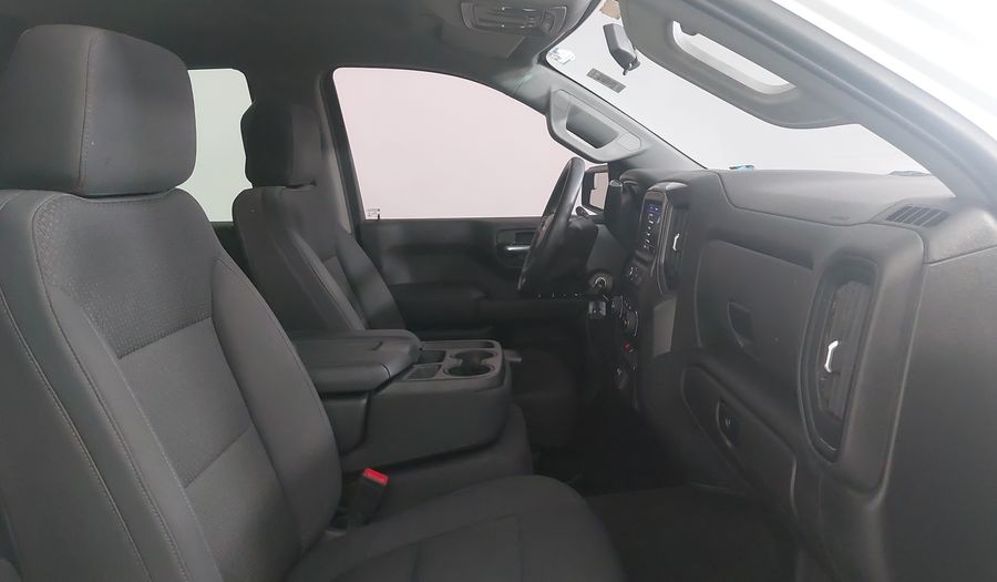 Chevrolet Silverado 1500 5.3 SILVERADO CUSTOM K AUTO 4WD Pickup 2021