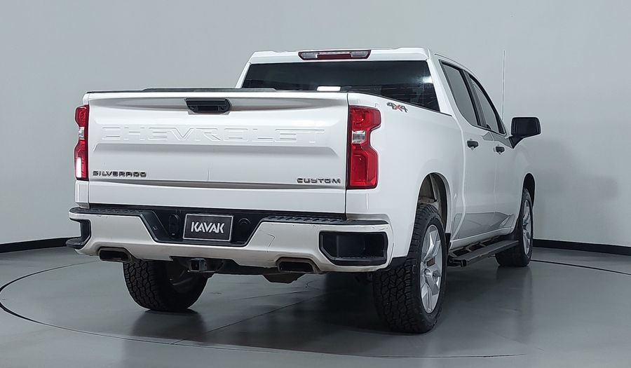 Chevrolet Silverado 1500 5.3 SILVERADO CUSTOM K AUTO 4WD Pickup 2021