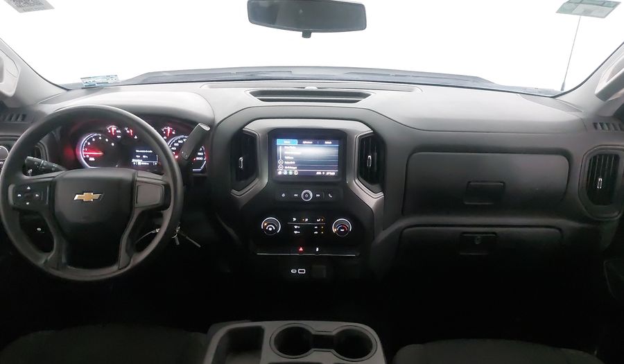 Chevrolet Silverado 1500 5.3 SILVERADO CUSTOM K AUTO 4WD Pickup 2021