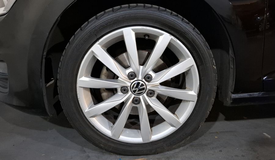 Volkswagen Golf 1.4 COMFORTLINE DSG Hatchback 2016