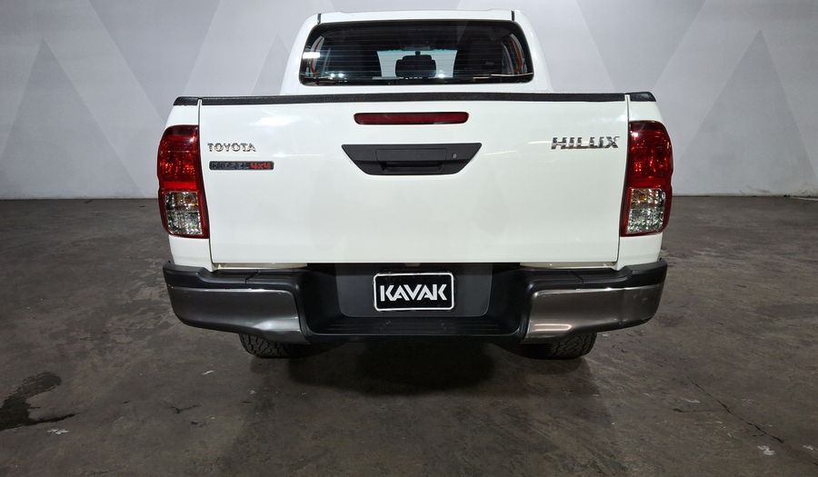 Toyota Hilux 2.8 DIESEL 4WD DOBLE CABINA Pickup 2021