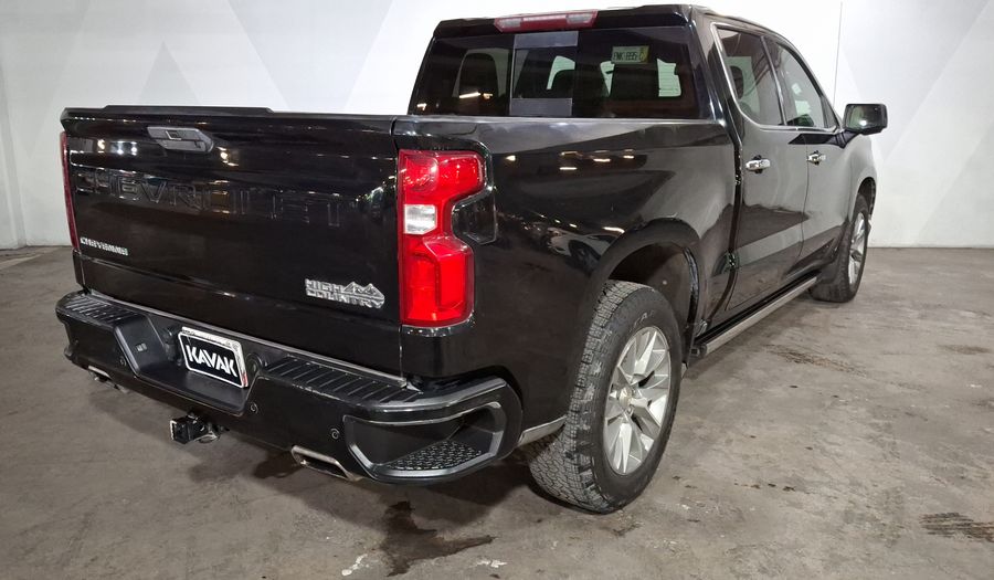Chevrolet Cheyenne 6.2 CHEYENNE HIGH CREW CAB G AUTO 4WD Pickup 2019