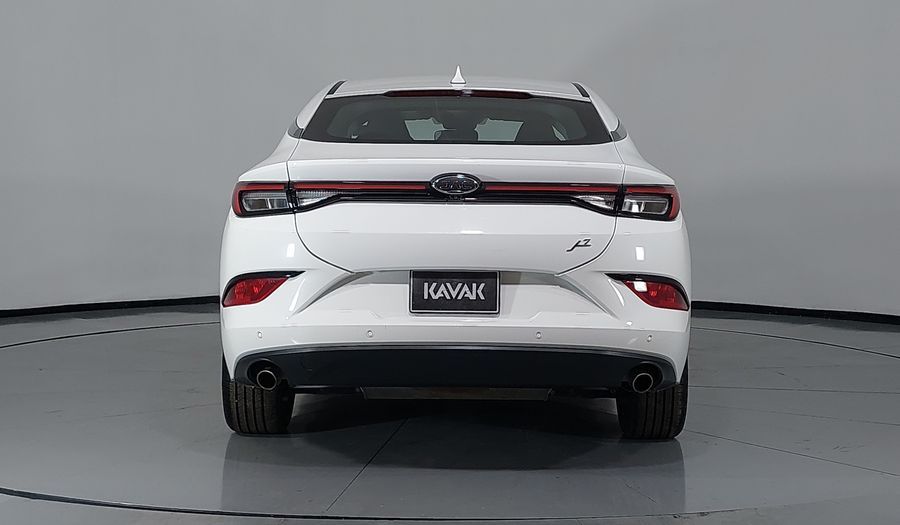 Jac J7 1.5 ADVANCED MT Hatchback 2022