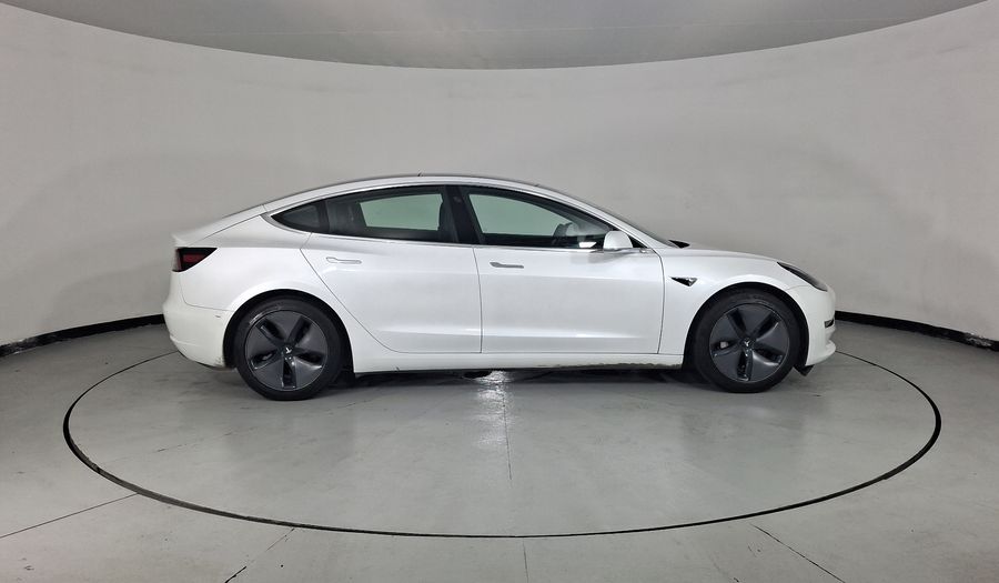 Tesla Model 3 STANDARD RANGE PLUS Sedan 2020