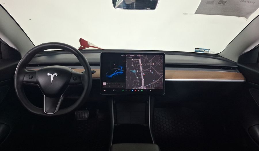 Tesla Model 3 STANDARD RANGE PLUS Sedan 2020