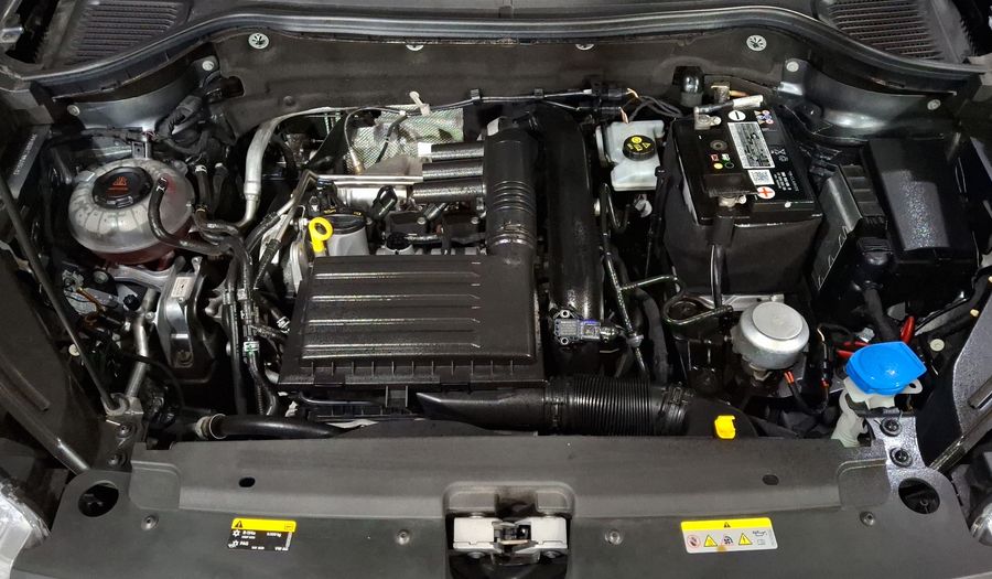 Volkswagen Taos 1.4 TSI COMFORTLINE AUTO Suv 2021