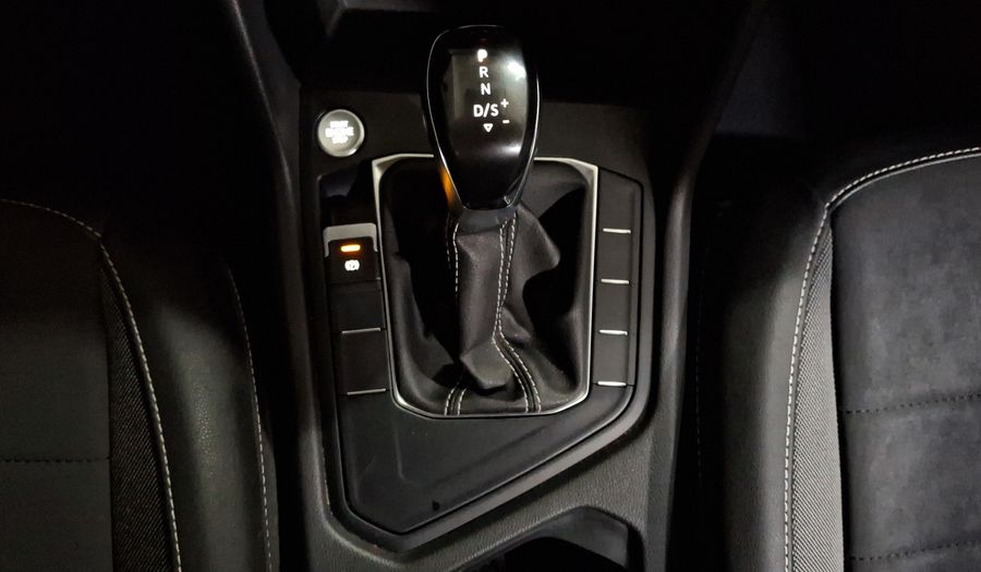 Volkswagen Taos 1.4 TSI COMFORTLINE AUTO Suv 2021