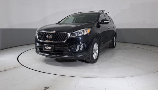 Kia • Sorento