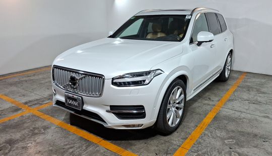 Volvo • XC90