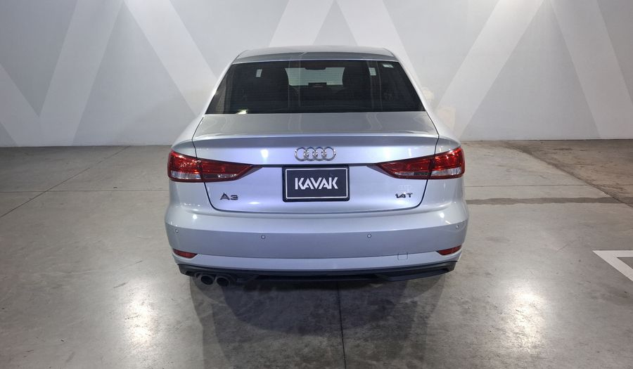 Audi A3 1.4 DYNAMIC DCT Sedan 2018