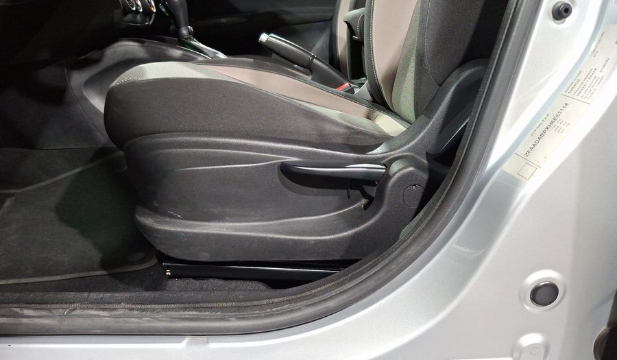 Dodge Neon 1.6 SXT AT Sedan 2017