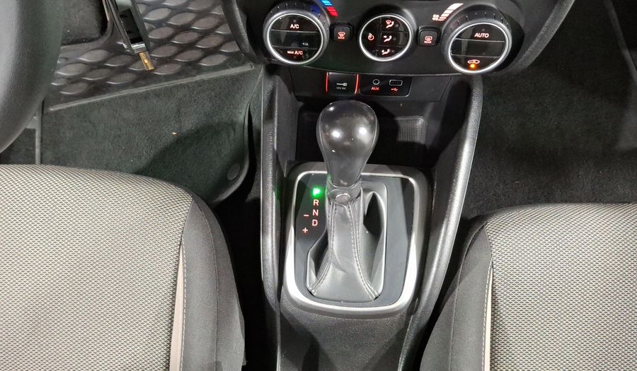 Dodge Neon 1.6 SXT AT Sedan 2017