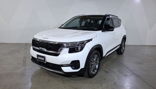 2022 • 44,380 km • Automático