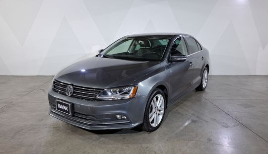 Volkswagen • Jetta