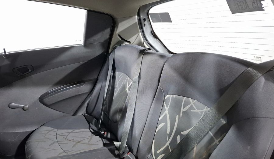 Chevrolet Spark 1.2 LT B MT Hatchback 2015