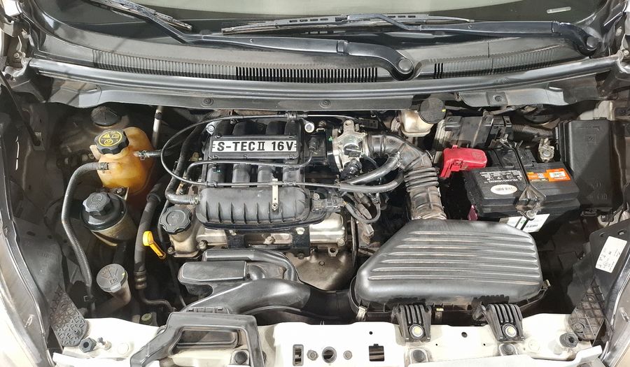 Chevrolet Spark 1.2 LT B MT Hatchback 2015