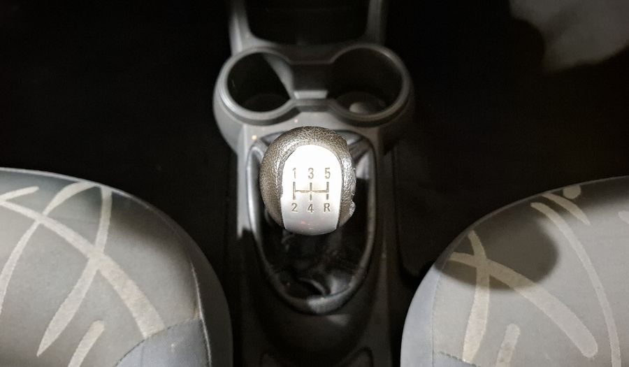 Chevrolet Spark 1.2 LT B MT Hatchback 2015