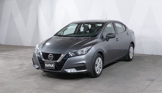 2020 • 92,772 km • Manual