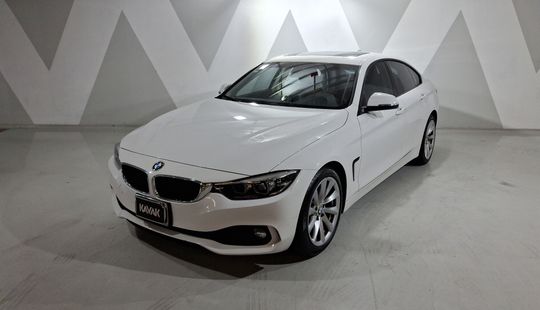 2019 • 47,000 km • Automático