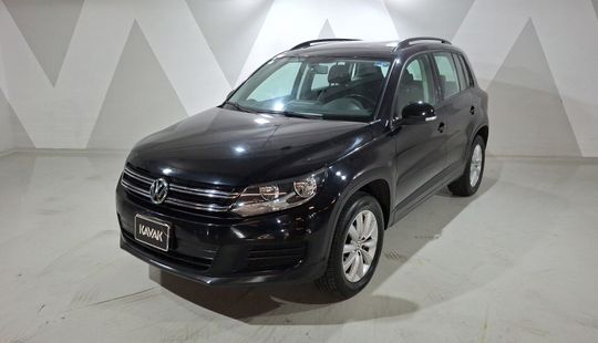 Volkswagen • Tiguan