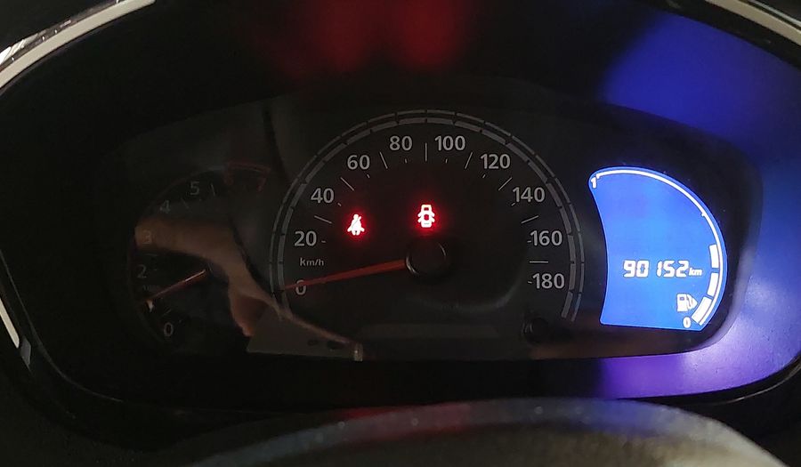 Renault Kwid 1.0 INTENSE Hatchback 2019