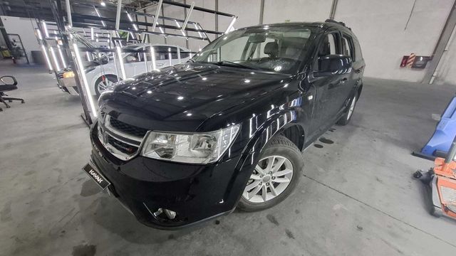 Dodge • Journey