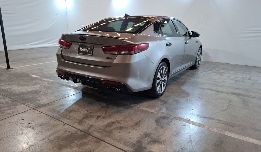 Kia Optima 2.0 TURBO GDI SXL AT Sedan 2017