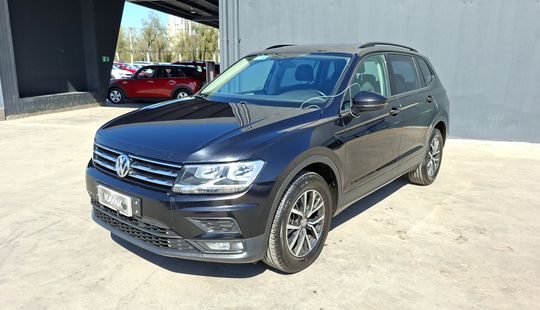 Volkswagen • Tiguan