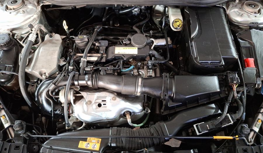 Mercedes Benz Clase Gla 1.6 GLA 200 CGI SPORT Suv 2017