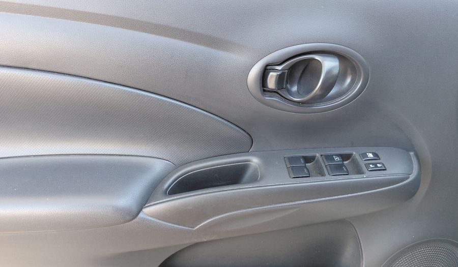 Nissan Versa 1.6 SENSE Sedan 2018