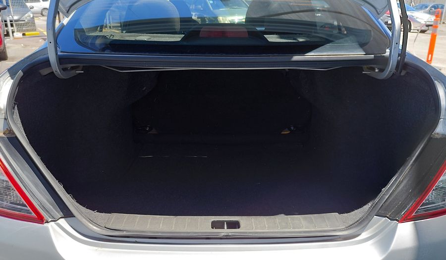 Nissan Versa 1.6 SENSE Sedan 2018