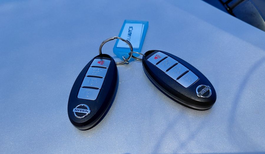 Nissan Versa 1.6 SENSE Sedan 2018