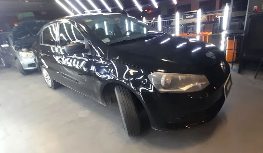 Volkswagen Voyage 1.6 COMFORTLINE Sedan 2013