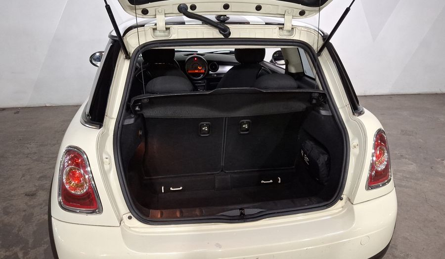 Mini Cooper 1.6 COOPER SALT Hatchback 2013