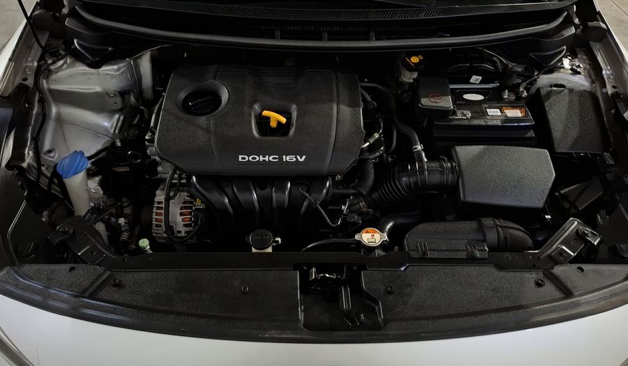 Kia Forte 2.0 EX Hatchback 2018