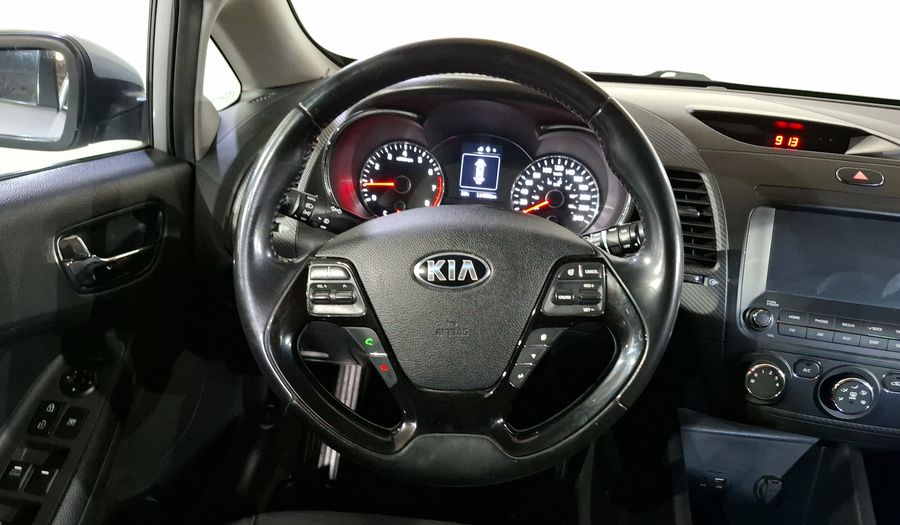 Kia Forte 2.0 EX Hatchback 2018