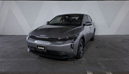 2024 • 40,000 km • Automático