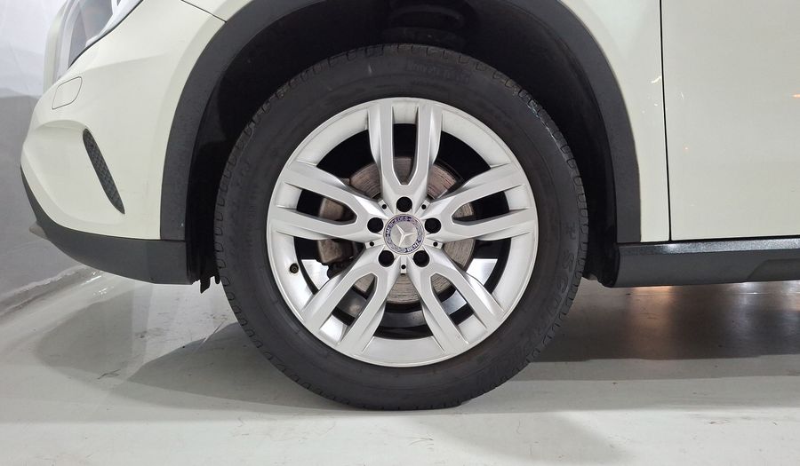 Mercedes Benz Clase Gla 1.6 GLA 180 CGI Suv 2017