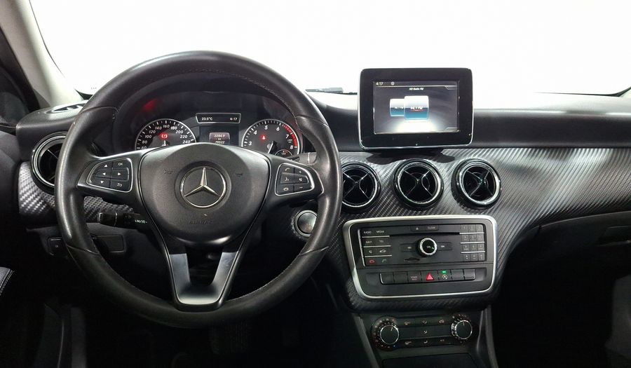 Mercedes Benz Clase Gla 1.6 GLA 180 CGI Suv 2017