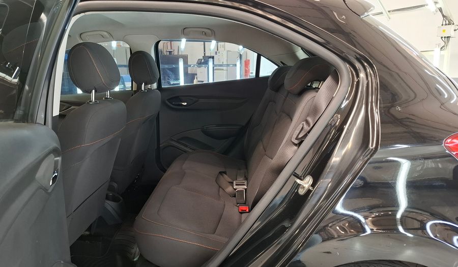 Chevrolet Onix 1.4 LTZ Hatchback 2013