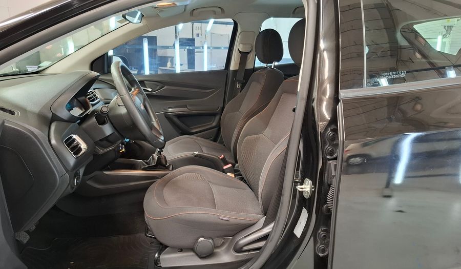 Chevrolet Onix 1.4 LTZ Hatchback 2013