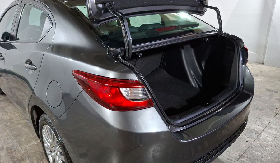 Mazda 2 1.5 MHEV I GRAND TOURING AUTO Sedan 2022