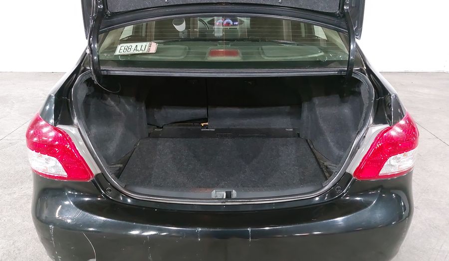 Toyota Yaris 1.5 SEDAN PREMIUM AT Sedan 2016