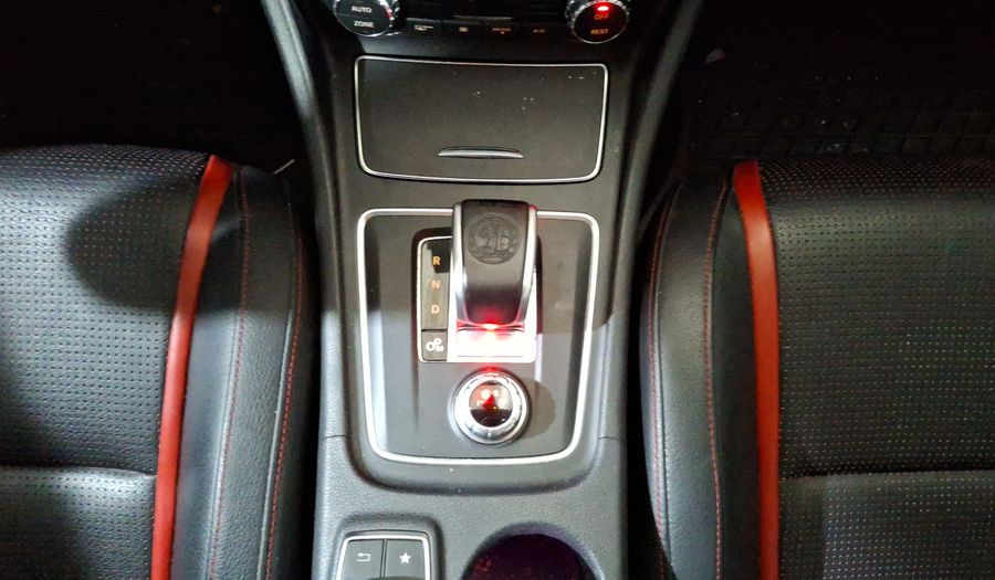 Mercedes Benz Clase A 2.0 MERCEDES-AMG 45 DCT 4WD Hatchback 2018