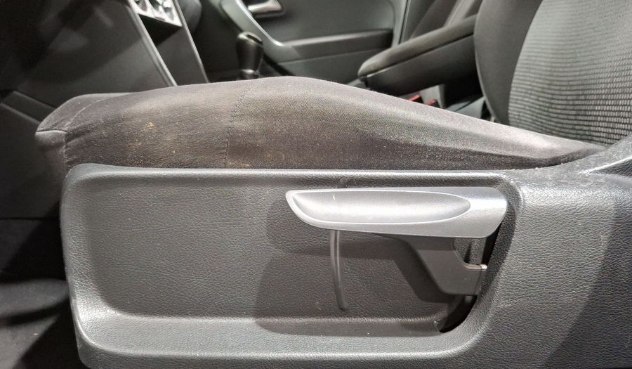 Volkswagen Polo 1.6 DESIGN & SOUND Hatchback 2019