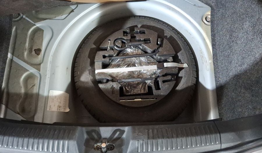 Volkswagen Polo 1.6 DESIGN & SOUND Hatchback 2019