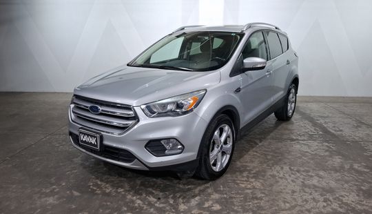 Ford • Escape