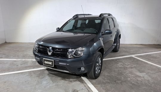 Renault • Duster